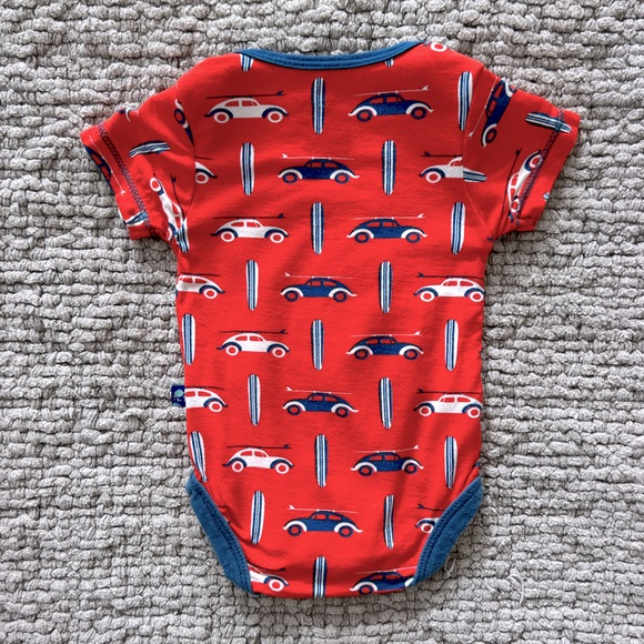 Kickee Pants Red White Blue Onesie Size NB *Like New* - Picture 2 of 2